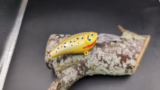 Bleeding Gill Brownie Crankbait